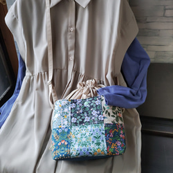 ★パッチワークの２Wayトートバッグ★巾着型ショルダーバッグ【Creema限定】残りはAとCの2点 8枚目の画像