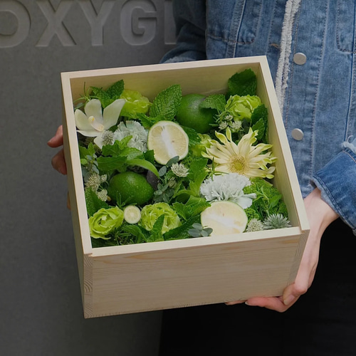 父の日おめでとう 夏日限定 生花 高級松の箱に入った夏の緑の花箱