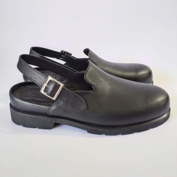 フットザコーチャー　9 サボサンダル　バックストラップ付き　ブラック　レザー フットザコーチャー 9 サボサンダル バックストラップ付き ブラック レザー