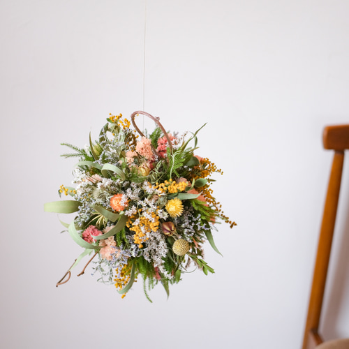 HBスターチスのフラワーボール ボールリース apricot HBスターチスのフラワーボール ボールリース apricot