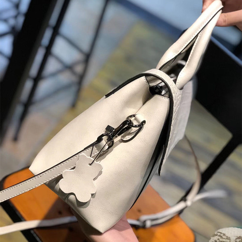クロコダイル柄デザイン※斜ショルダーバッグ※手持ちバッグ クロコダイル柄デザイン※斜ショルダーバッグ※手持ちバッグ