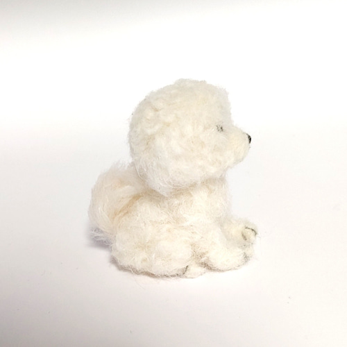 羊毛フェルト お座りビションフリーゼミニ 羊毛フェルト