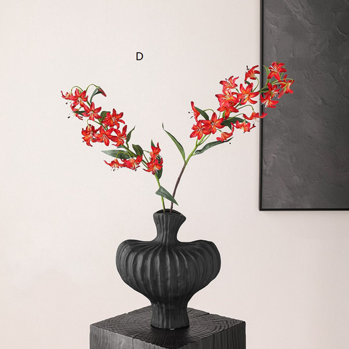 高級感、侘び寂び花瓶、造花、フェイクフラワーオーナメント、リビング