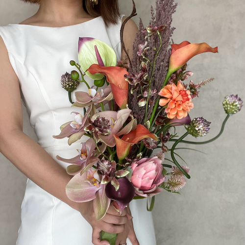 個性的なお洒落な色っぽ抜け感ブーケ/アーティフィシャルフラワー