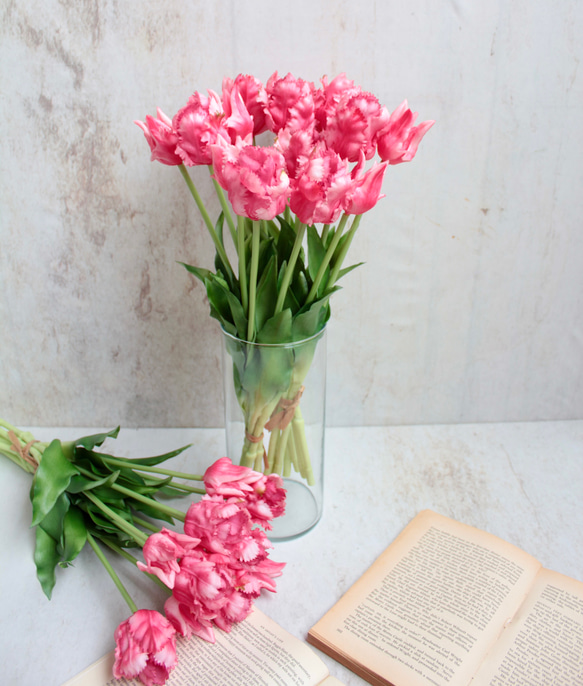 【リアル造花】パーロット咲きチューリップ5本ナチュラルブーケ【ローズレッド】 4枚目の画像