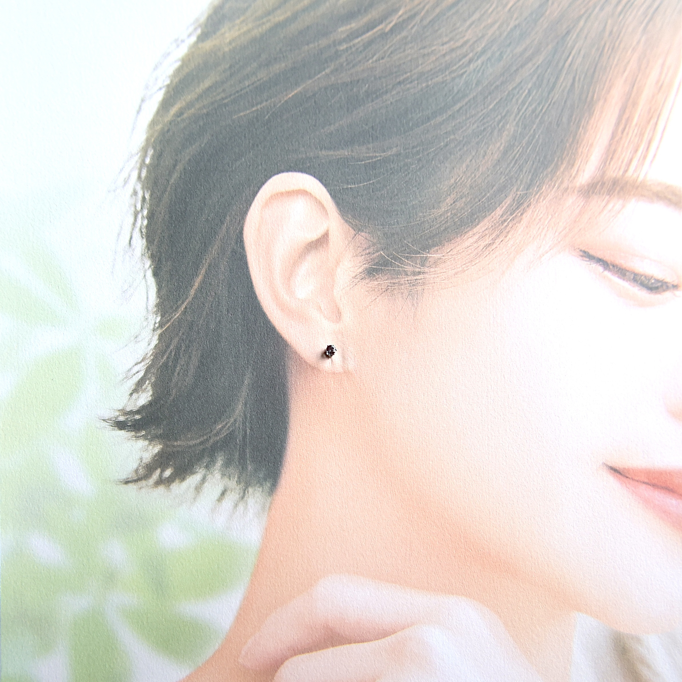 6月の誕生石　3㎜合成アレキサンドライト　4㎜レインボムーンストーン　ピアスセット