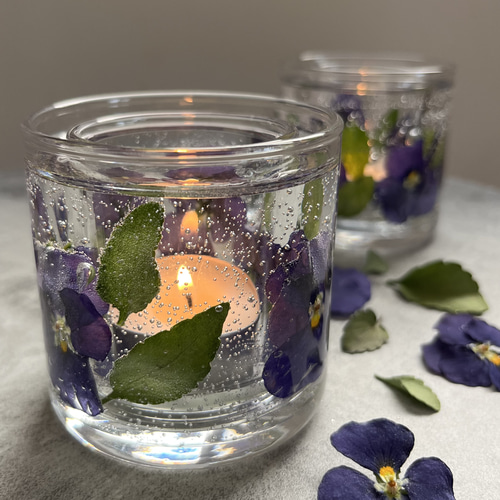 ブルービオラのボタニカルキャンドルホルダー (ガラス/透明 ジェル