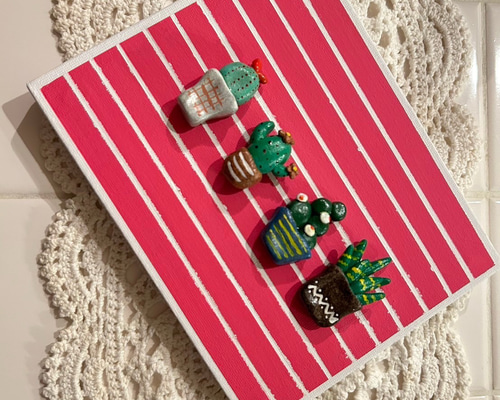 サボテンのキャンバスアート 陶器 壁掛け 置物 レッド ピンク 植物