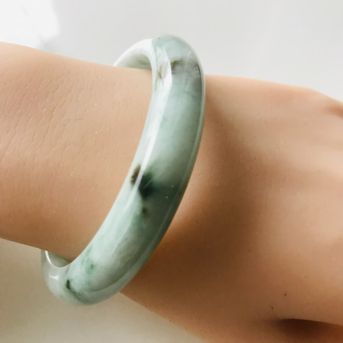 B510-0108] ジェイド JADE ヒスイ 本翡翠 バングル ミャンマー産 