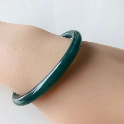 B310-0110] ジェイド JADE ヒスイ 本翡翠 バングル グアテマラ産
