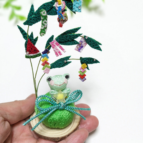 星に願いを☆ 七夕飾りとカエルちゃん ちりめん細工の小さな置物