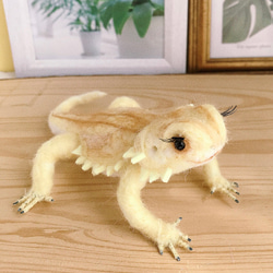 羊毛フェルトで爬虫類「とか源」の販売中作品一覧 | ハンドメイド通販