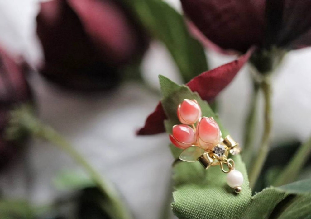 チューリップの花束リング　揺れる/指輪/フリーサイズ/誕生日プレゼント