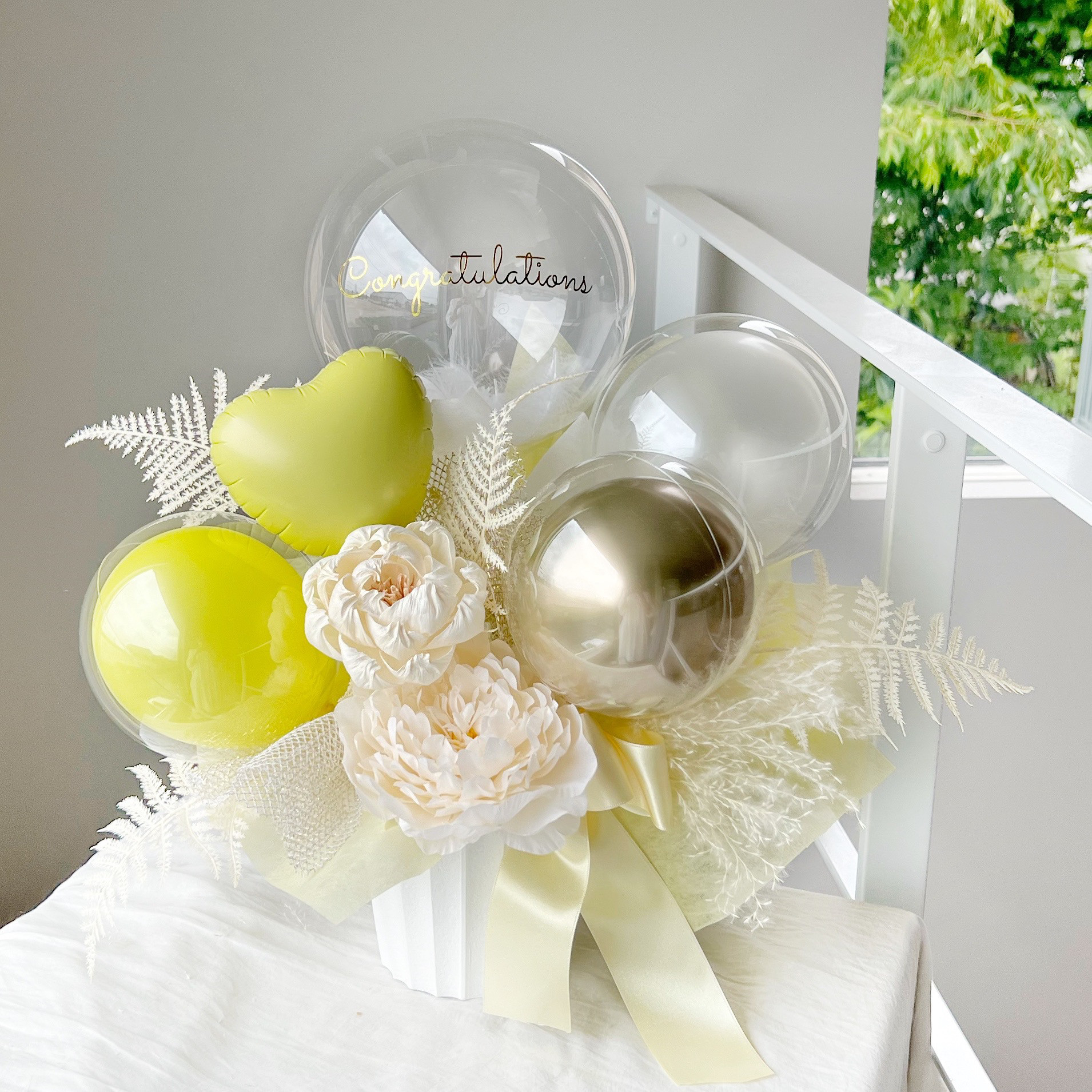 45cm お花屋さんのバルーンフラワー　222イエロー　結婚祝い　誕生日　電報　祝電　開店祝い　開院祝い　御祝　開業祝い