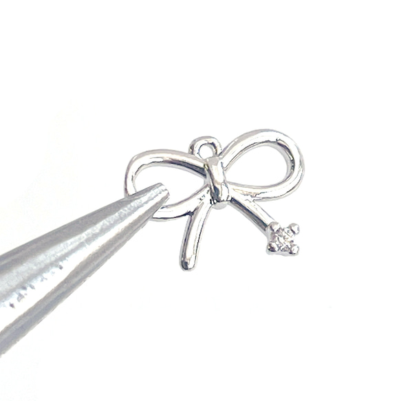 ejp574【2個入り】一粒 キュート リボンモチーフ シルバー チャーム 2枚目の画像