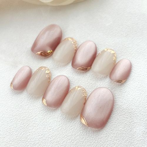 マグネットネイル フレンチガーリー ニュアンス ぷっくりフラワー