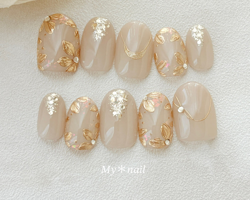 #003 シアーホワイトネイル　ネイルチップ　ニュアンスネイル　ミラーネイル ネイルチップ シアーホワイト オーロラシルバーラメ ミラー