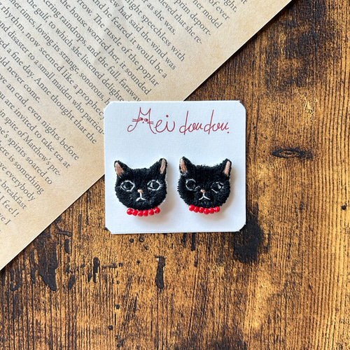 ☆❤️ 薔薇猫黒ネコりぼんピアスイヤリングハンドメイド