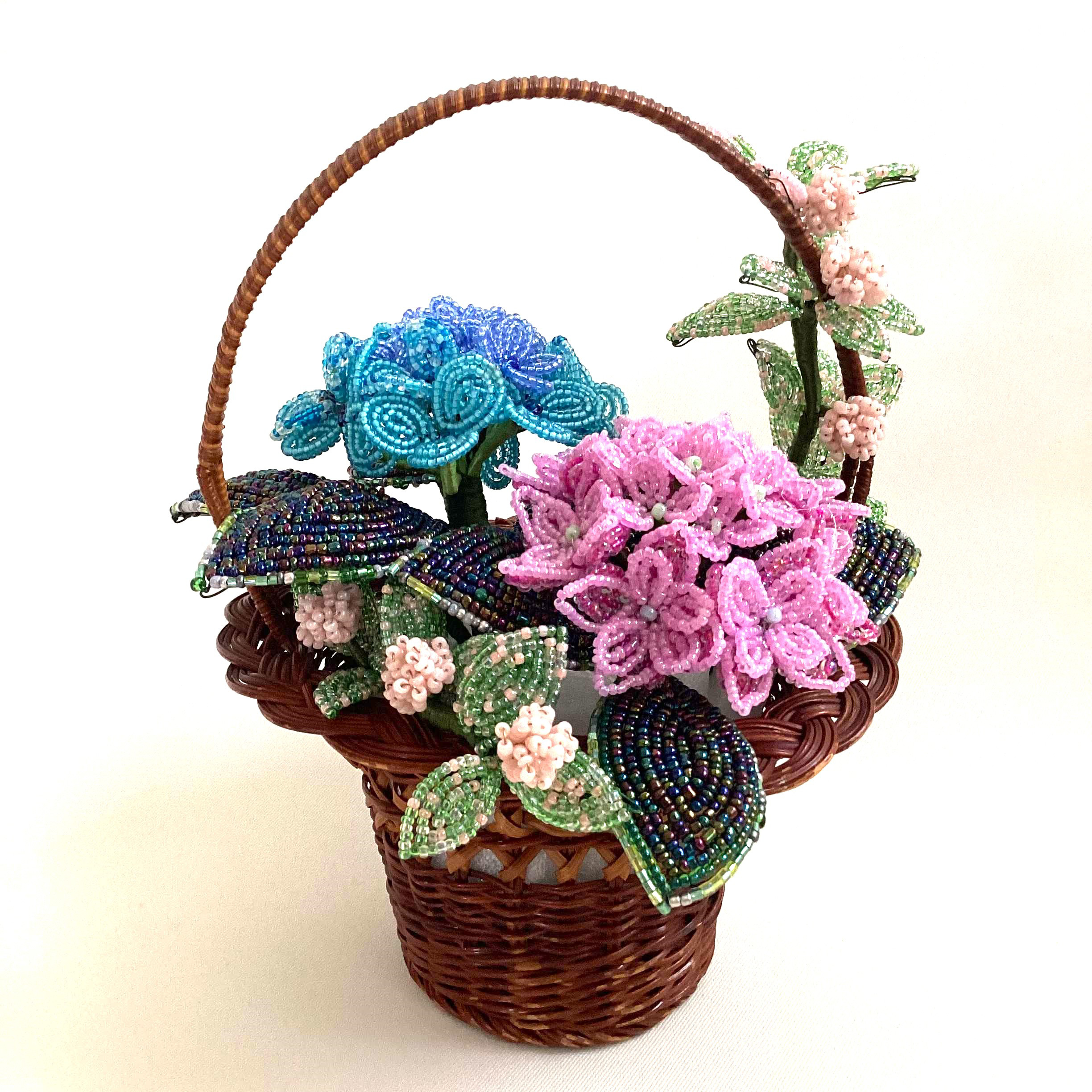 花（ハンドメイド、籐） 花（ハンドメイド、籐）