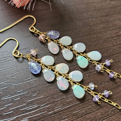 天然石 紫陽花・2024初夏・一点物～エチオピアオパール～ピアス