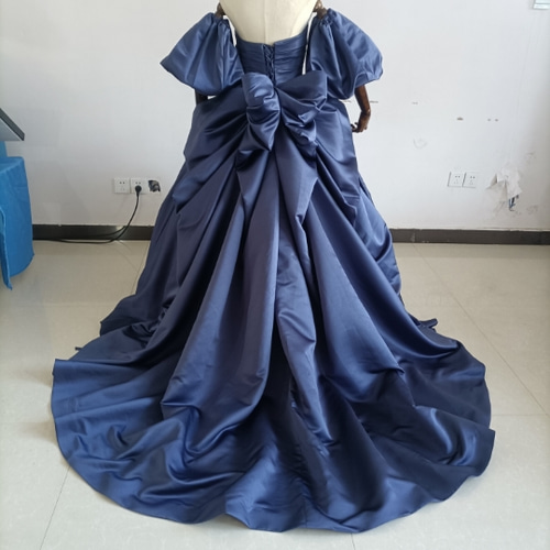 豪華！ブルー カラードレス ベアトップ 取り外し袖 花嫁 披露宴 豪華な  