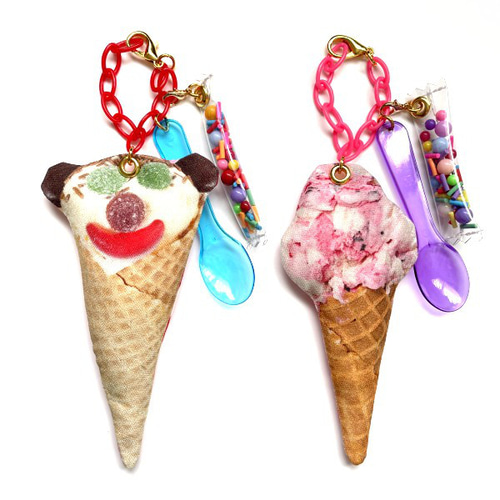 SALE! アイスクリーム屋さんチャーム○クマちゃんアイス バッグ