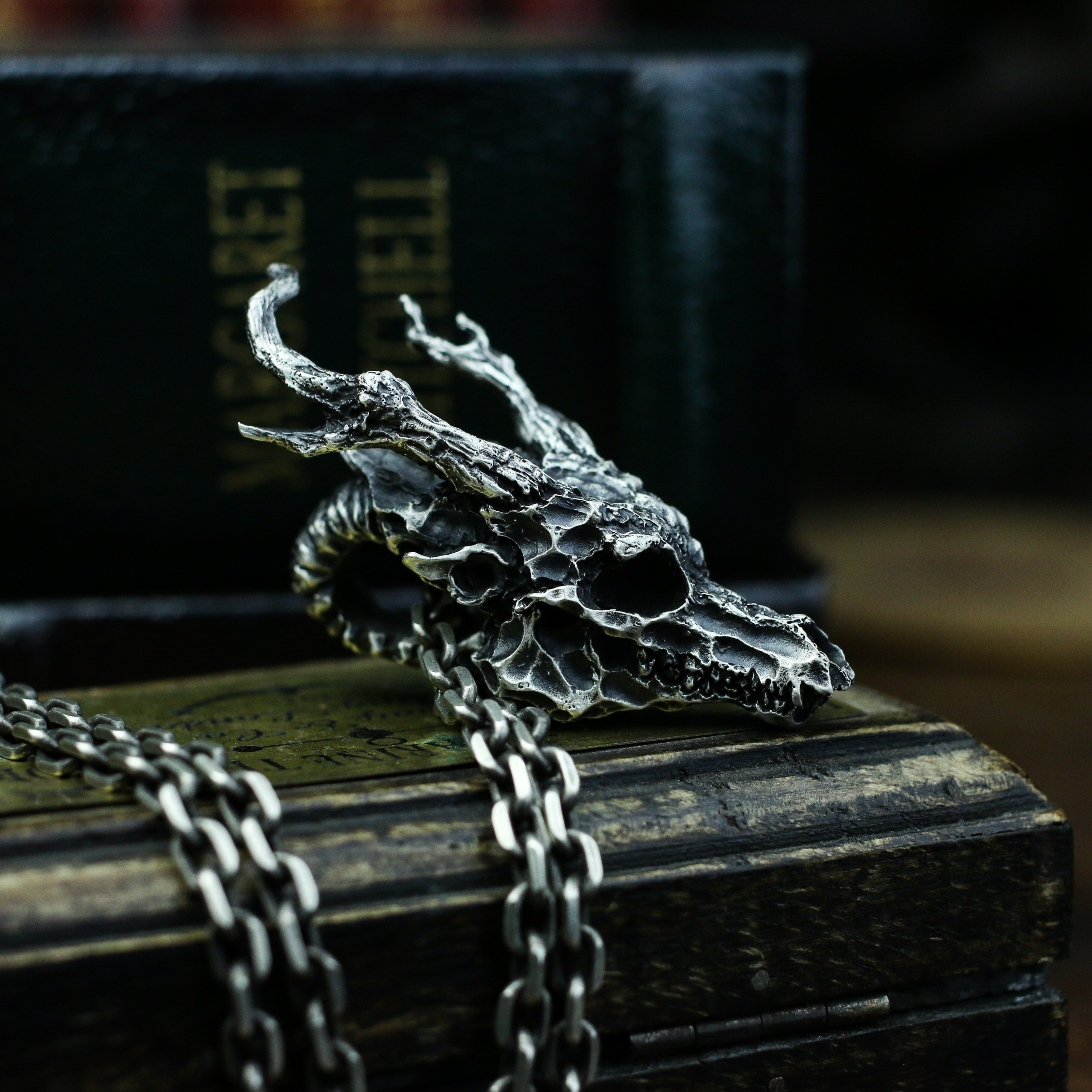 ドラゴンヘッドスカルシルバーペンダント、デーモンスターリングシルバードラゴンペンダント、パーソナリティクリエイティブ-手