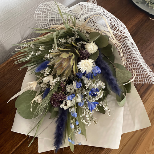 ブルーカラーのドライフラワースワッグ ドライフラワーブーケ ドライ  