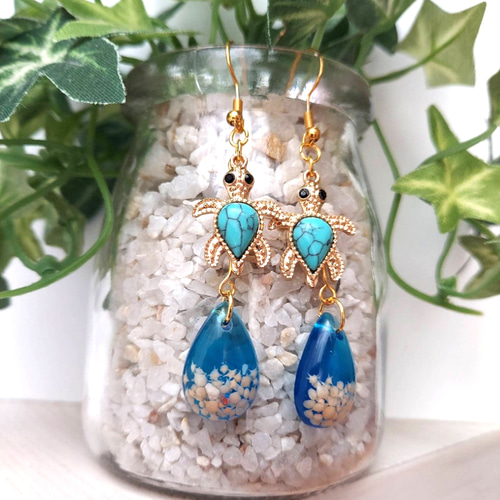 ターコイズブルーハンドメイドピアス