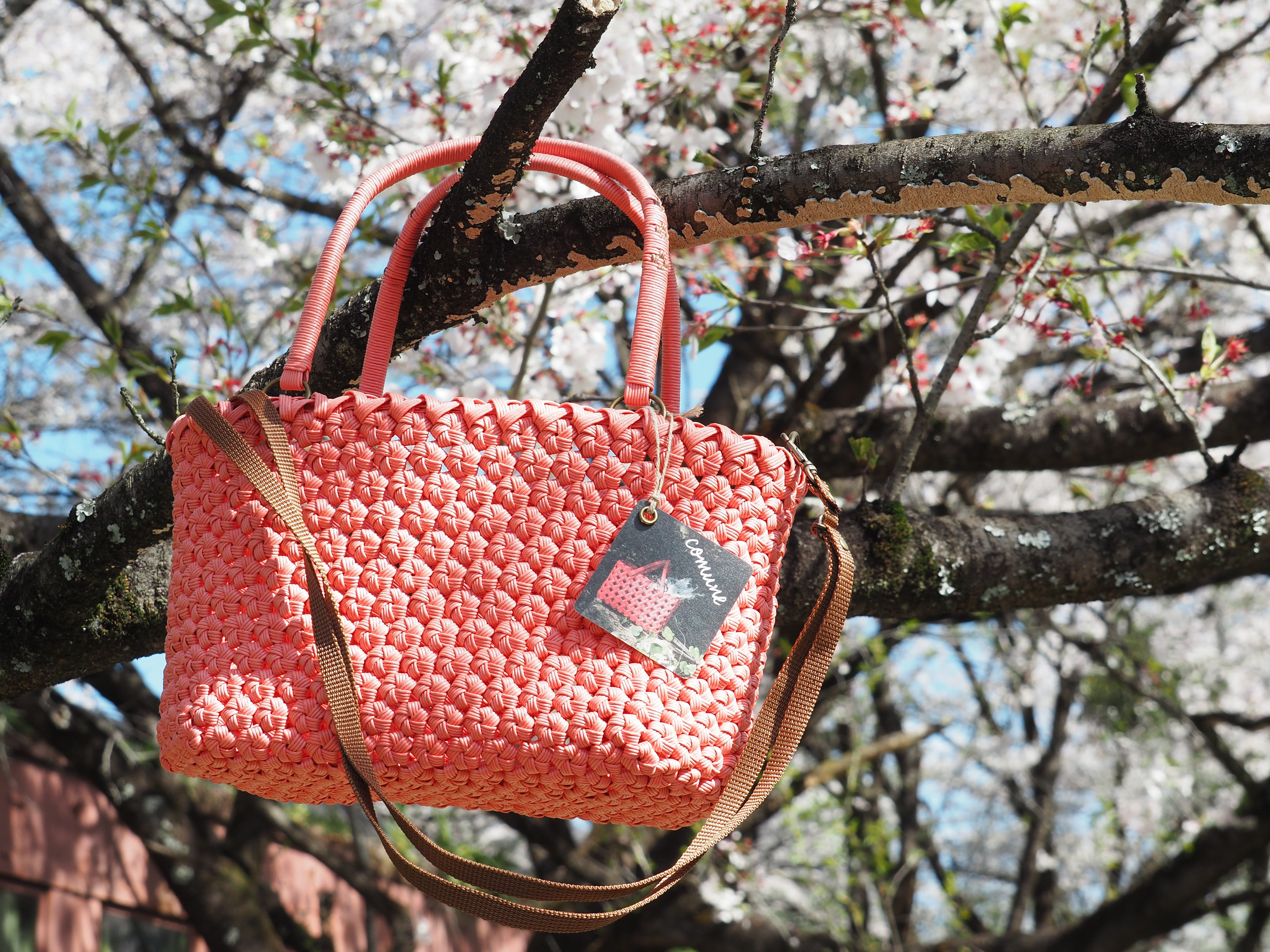 かごバッグ刺繍 韓国 デザイン 2色 可愛い カラフル カジュアル デザイン かごバッグ刺繍 韓国 カラフル 2色 カジュアル 可愛い