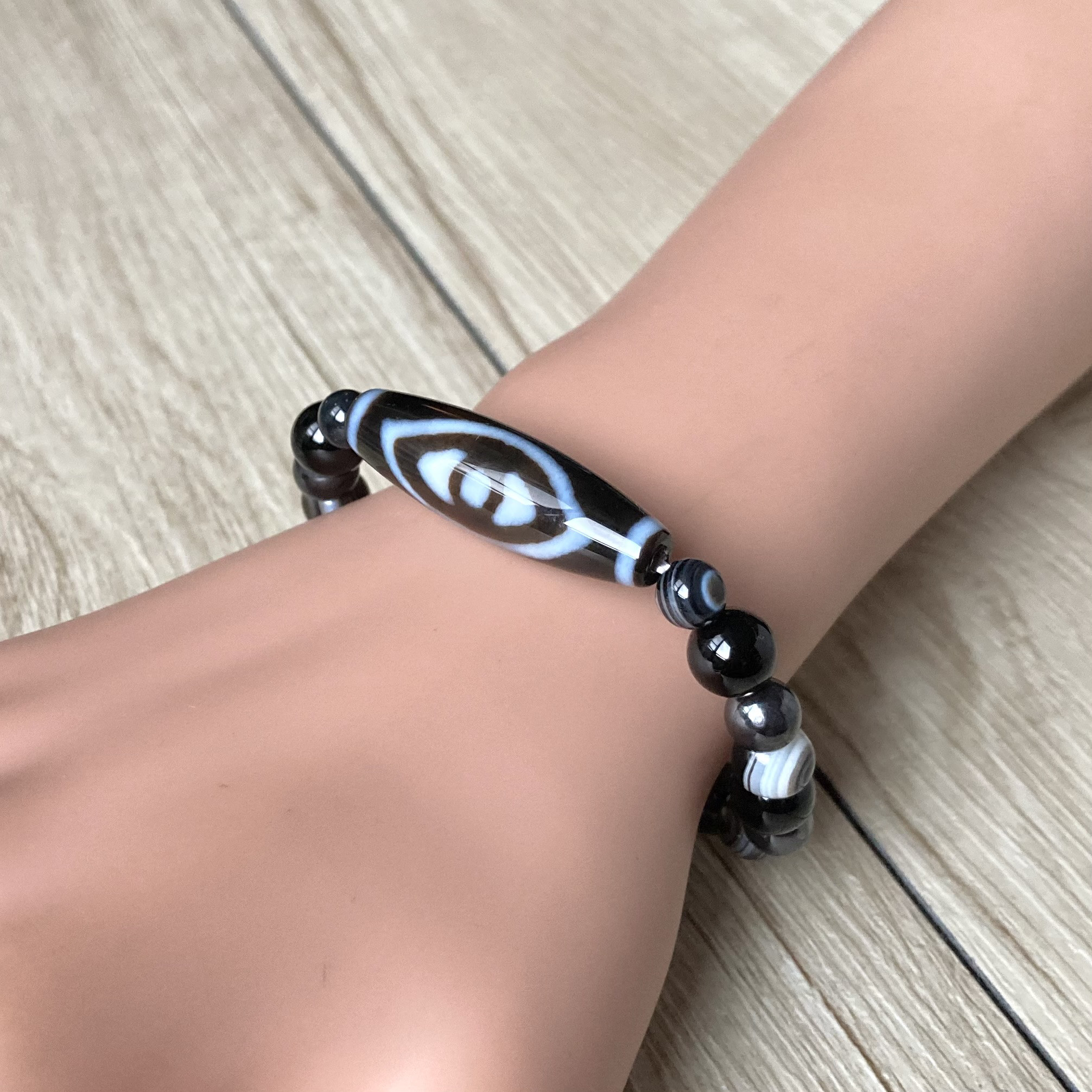 鳳凰の眼で災いを除ける/鳳凰眼天珠・モリオン・天眼石・スギライト