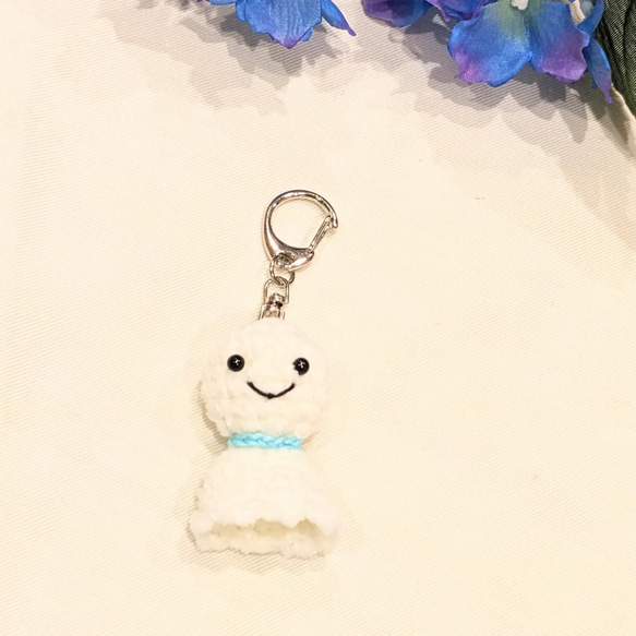 w*様 てるてる坊主さんのあみぐるみキーホルダー◎ てるてる坊主のキーホルダー／ストラップ あみぐるみ