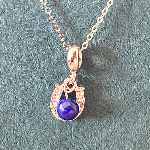 6mmのラピスラズリと幸運の馬蹄型ジルコニアのシルバーカラー