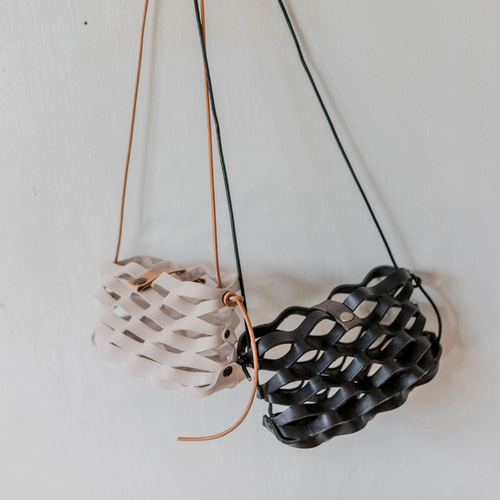 黒革メッシュのかごバスケット / ショルダーバッグ かごバッグ +