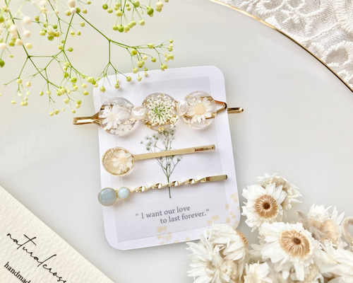 ドライフラワーヘアとバッジセット ドライフラワーヘアとバッジセット