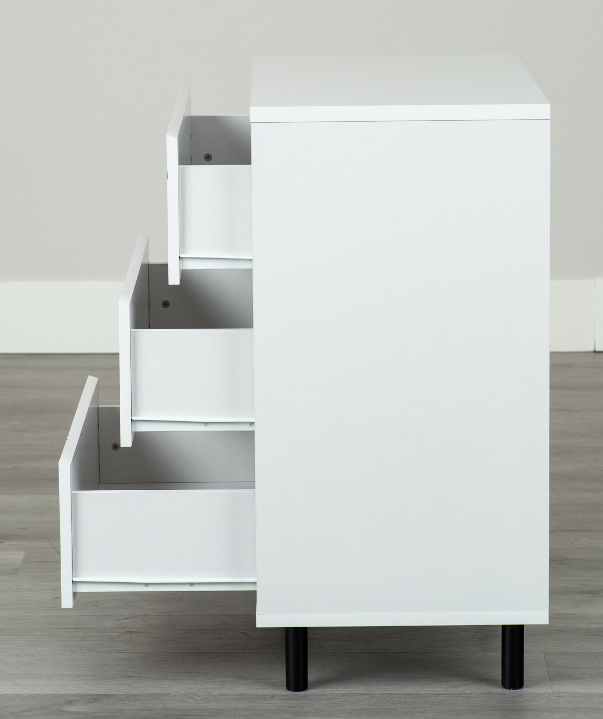 キャビネット チェスト　棚　 収納　リビング 幾何学模様でお部屋にアクセントを 【LBZ-SD-12154493】