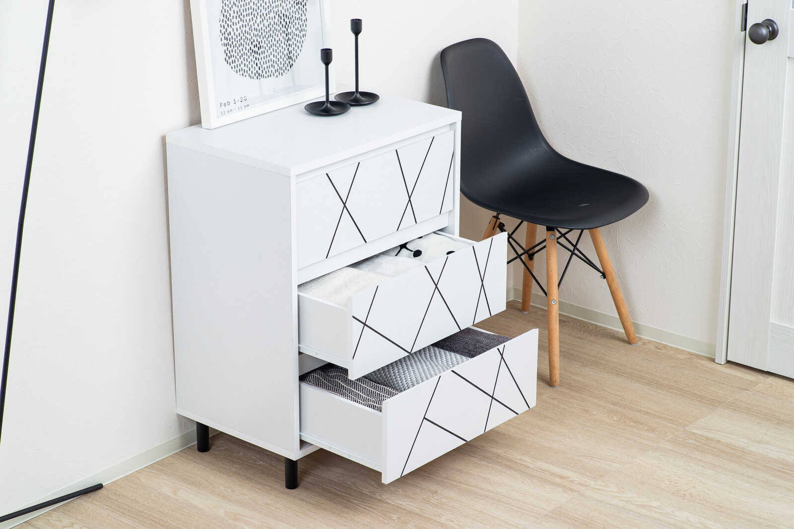 キャビネット チェスト　棚　 収納　リビング 幾何学模様でお部屋にアクセントを 【LBZ-SD-12154493】