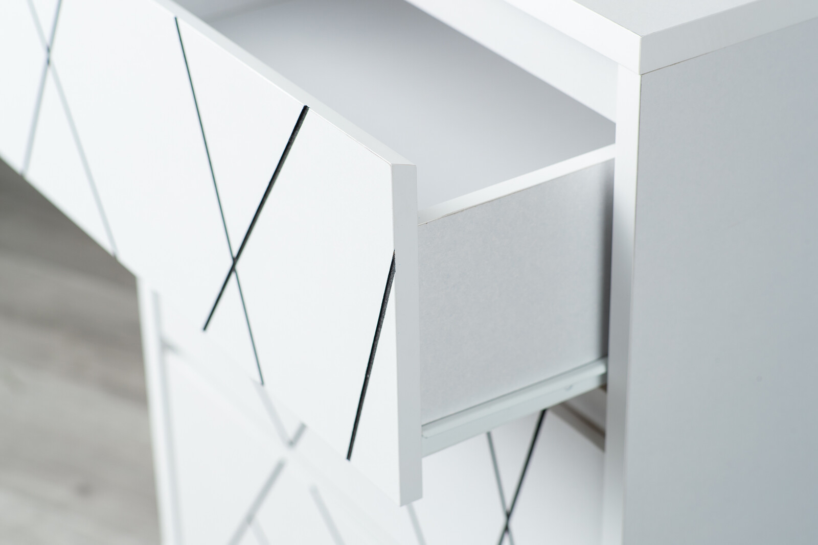 キャビネット チェスト　棚　 収納　リビング 幾何学模様でお部屋にアクセントを 【LBZ-SD-12154493】