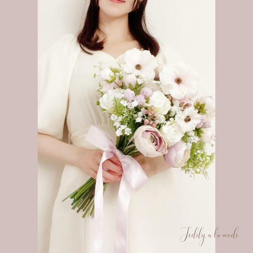 フェミニン＆ナチュラルブーケ ウエディングブーケ＆ブートニア（造花