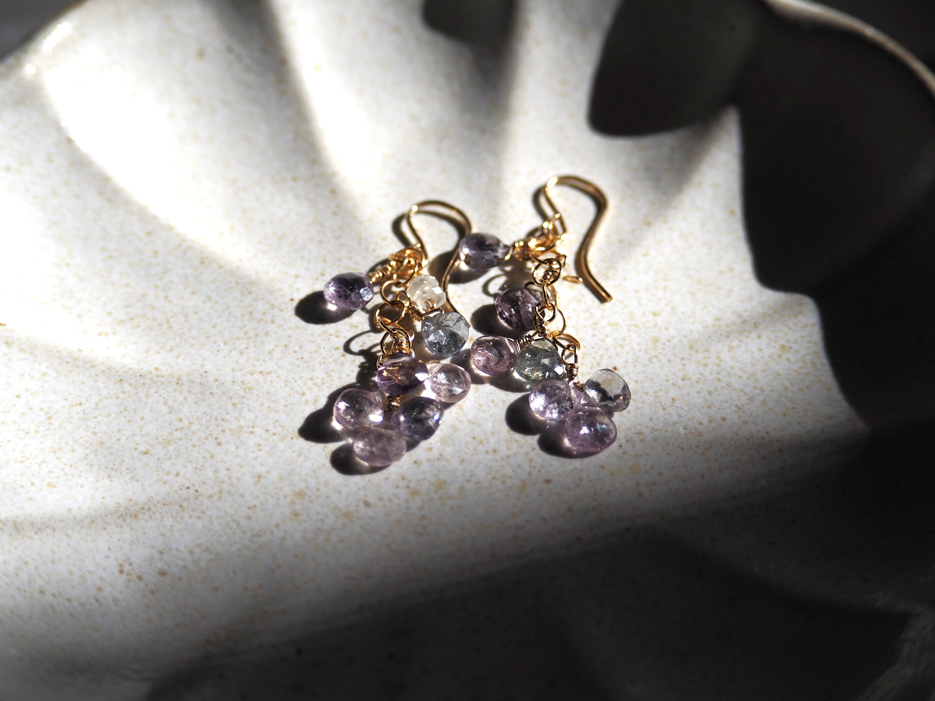 紫陽花色スピネルピアス　14kgf　　Spinel