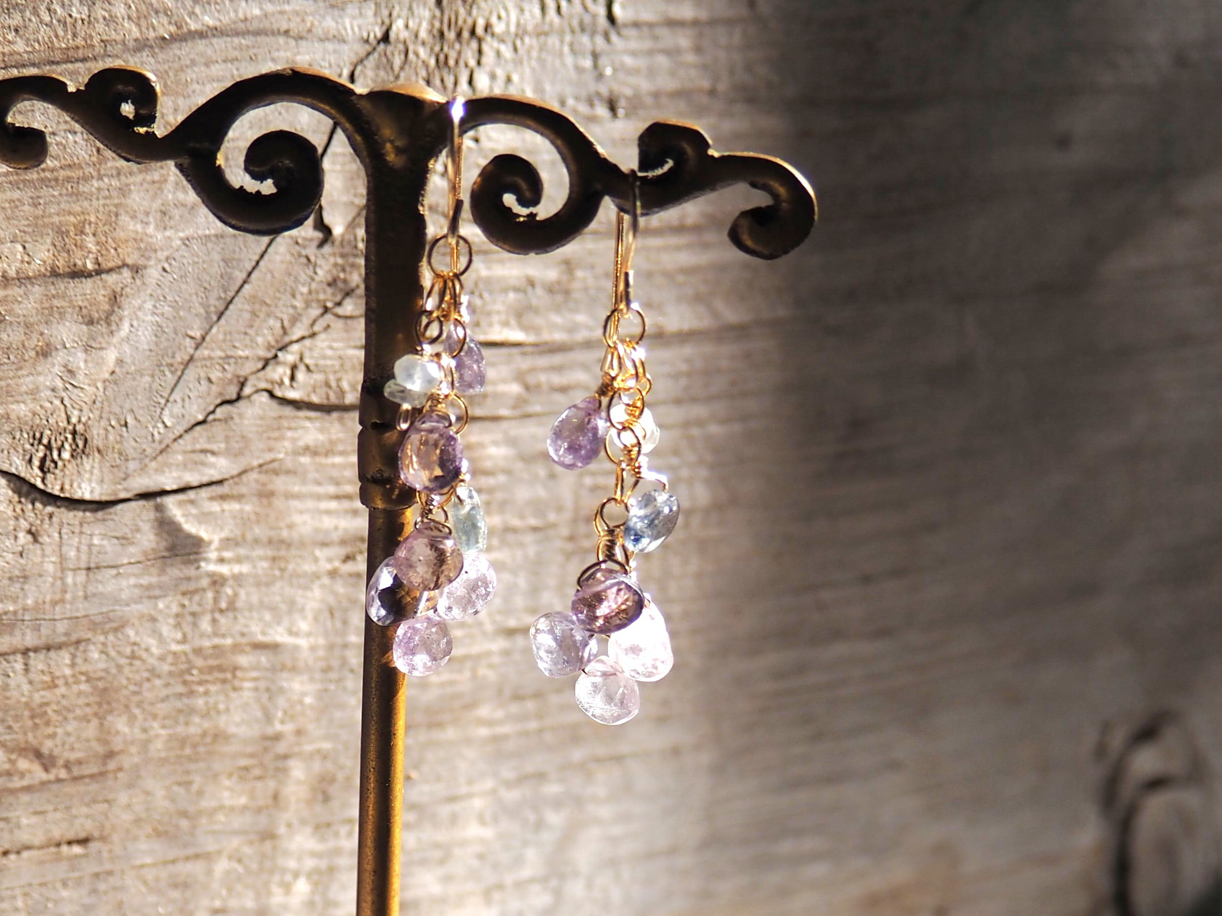 紫陽花色スピネルピアス　14kgf　　Spinel