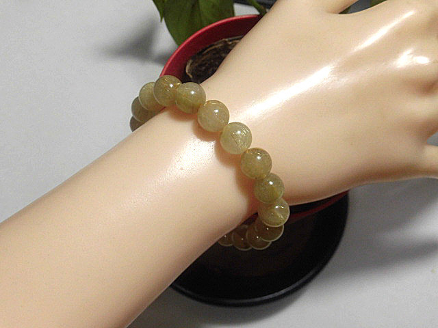 天然石 金針ルチルクォーツ9.9～10.4mm玉ブレスレット 内周18.7cm　　240101446