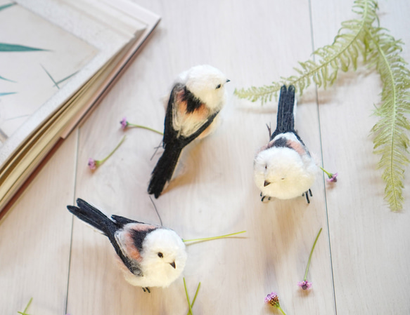 ＊野鳥＊羊毛フェルト シマエナガ(台座付) 3枚目の画像