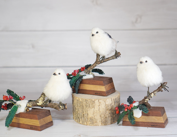 ＊野鳥＊羊毛フェルト シマエナガ(台座付) 1枚目の画像