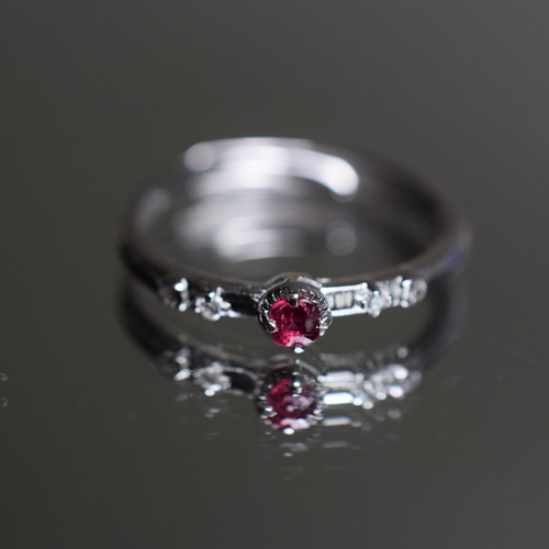 SR4-146 シルバー 宝石質 明るい ローズピンク色 ミニ スピネル