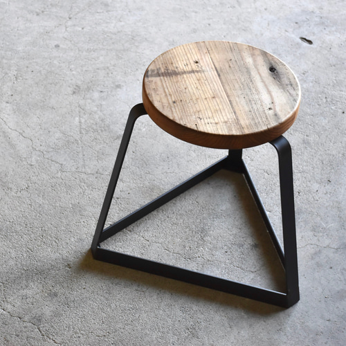 ◾️mixt model 古材/三角スツール H400×W450×D450 椅子