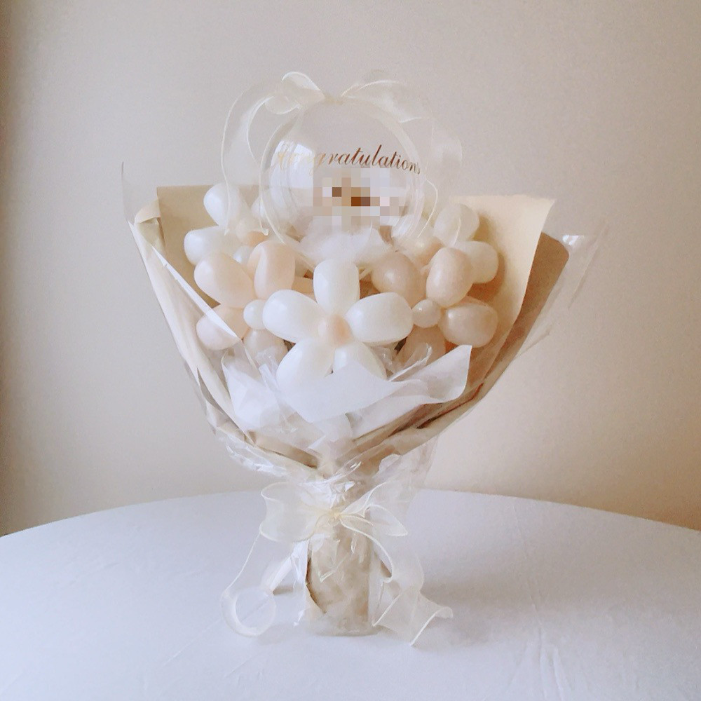 名入れフラワーバルーンブーケ ／ 誕生日・記念日・名入れギフト