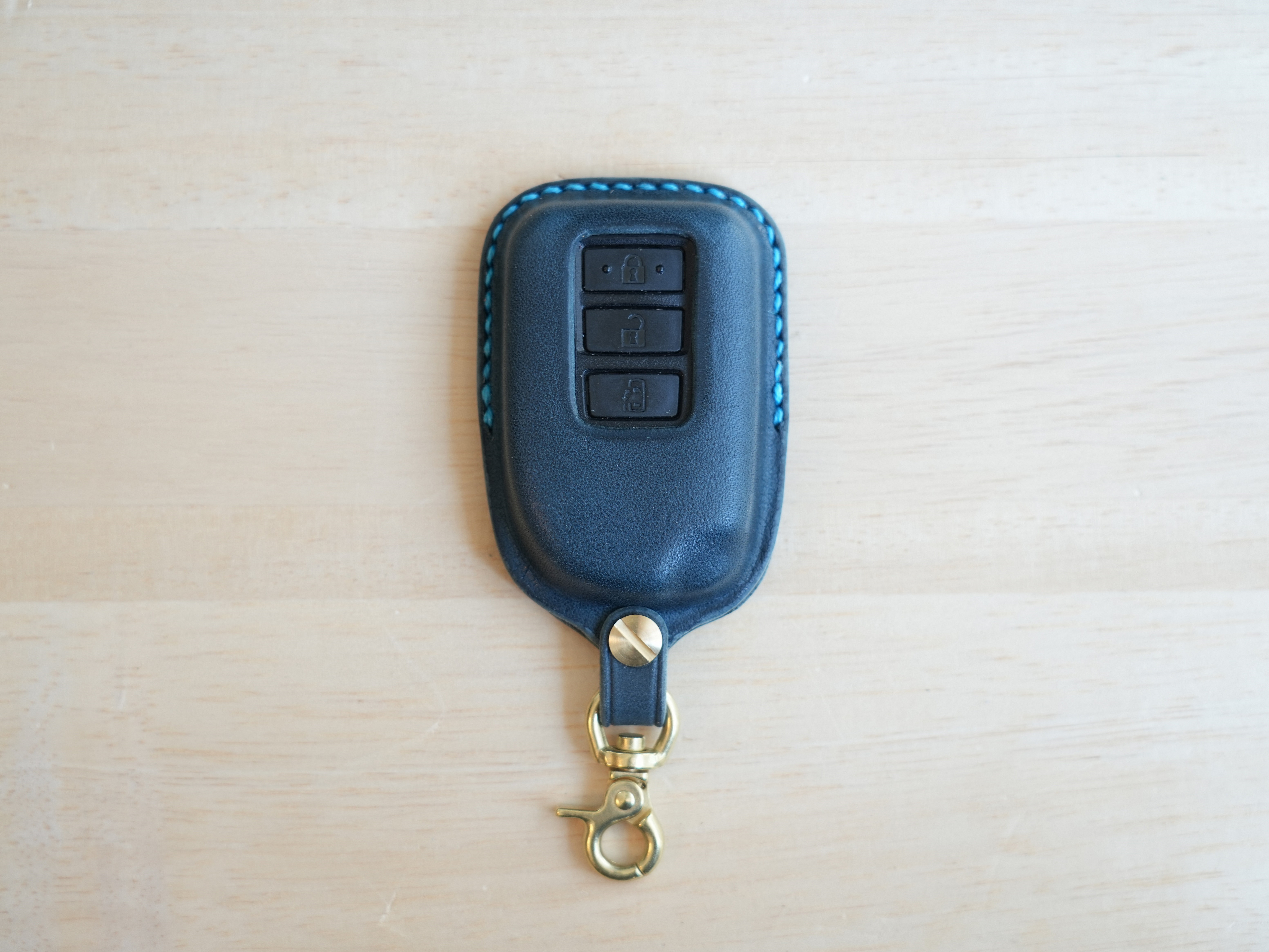 TOYOTA　スマートキーケースⅣ　ハイエース等　栃木レザー【名入れ無料・選べる革とステッチ】手縫い・本革