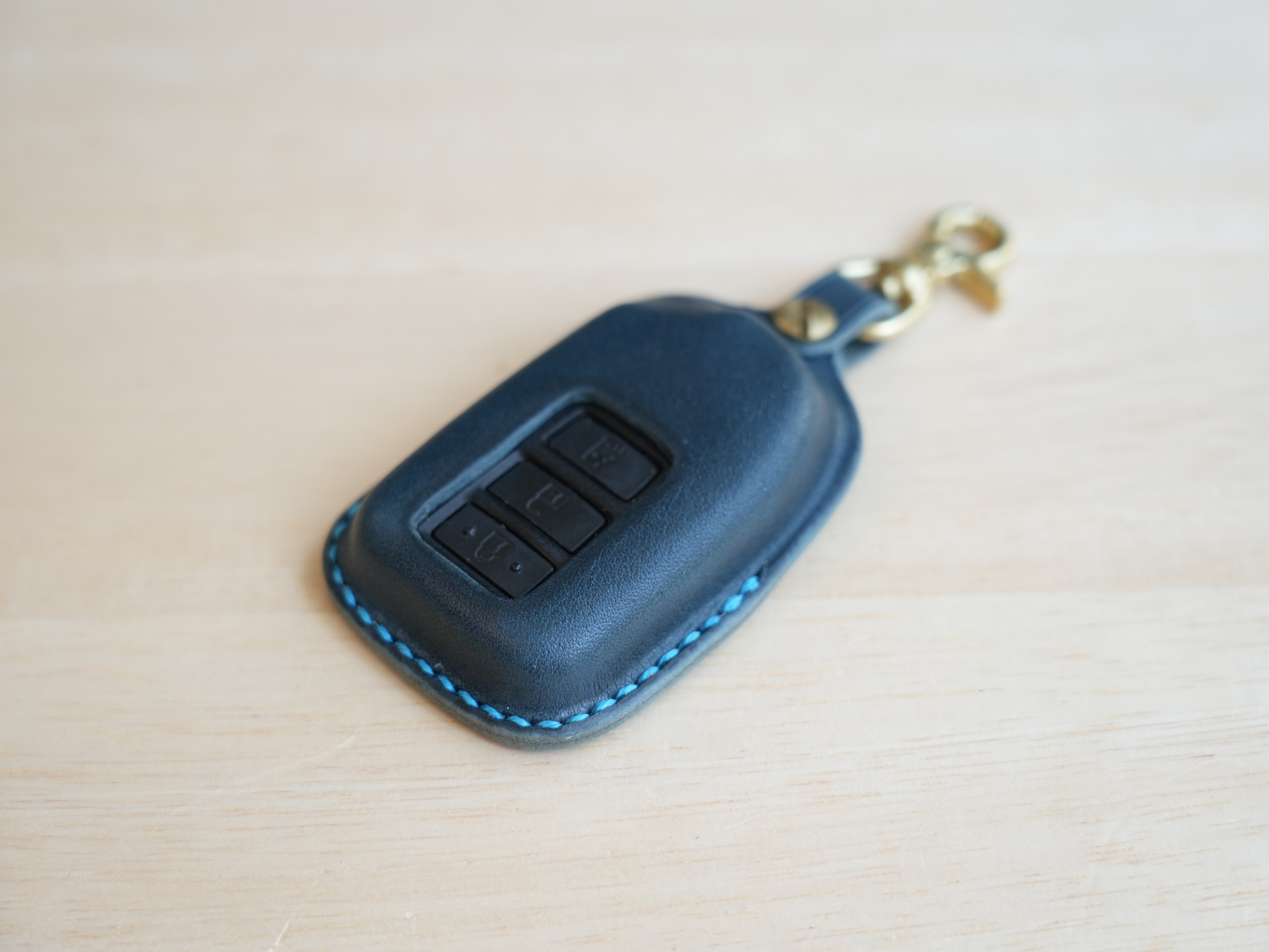 TOYOTA　スマートキーケースⅣ　ハイエース等　栃木レザー【名入れ無料・選べる革とステッチ】手縫い・本革キーケース