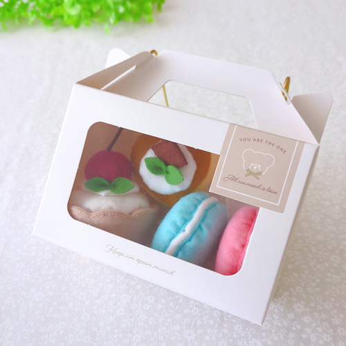 さくらんぼタルトとミニスイーツアソートセット＊ギフトBOX入り